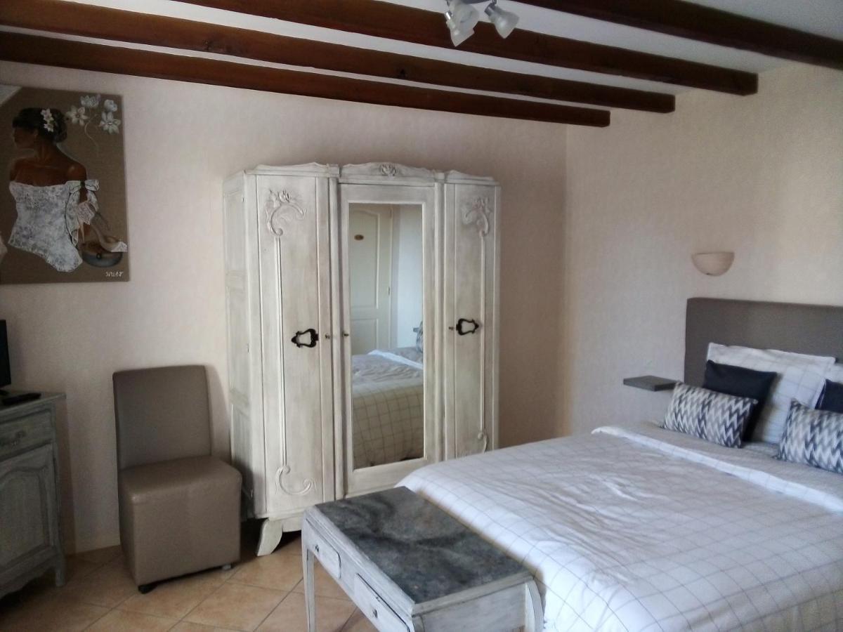 La Veronniere Hotel Entrammes Zewnętrze zdjęcie