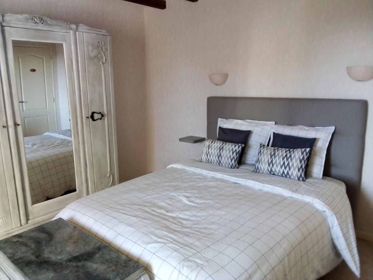 La Veronniere Hotel Entrammes Zewnętrze zdjęcie